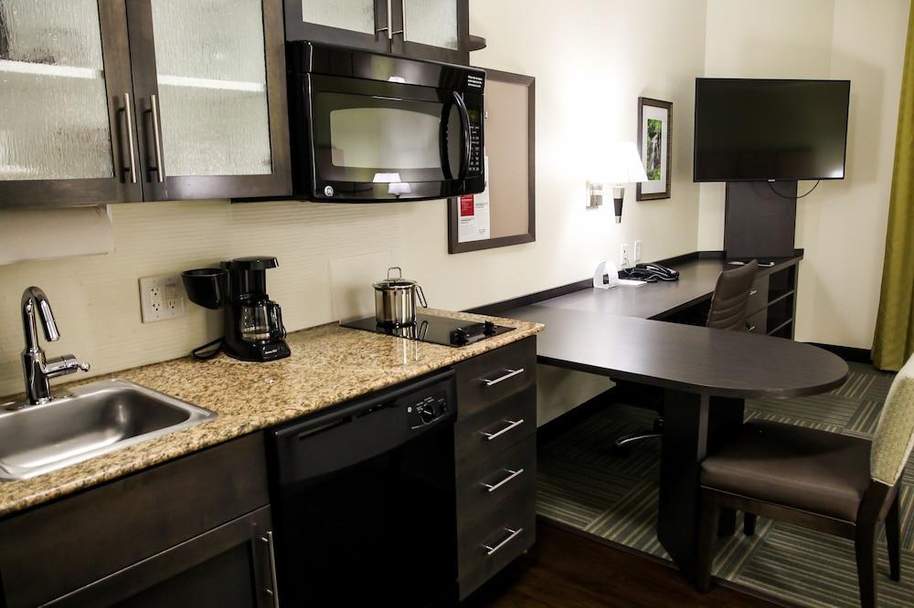 Candlewood Suites Richmond North-Glen Allen By Ihg Екстериор снимка