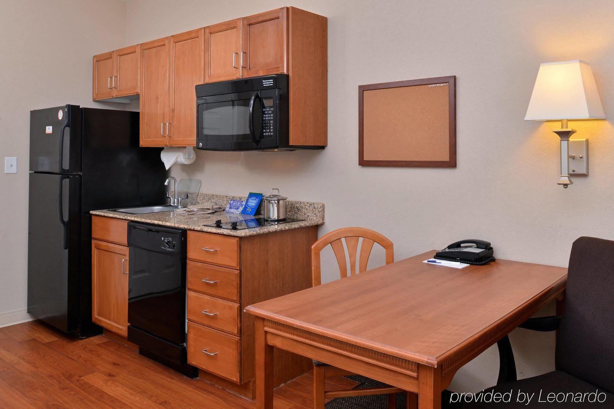 Candlewood Suites Richmond North-Glen Allen By Ihg Екстериор снимка