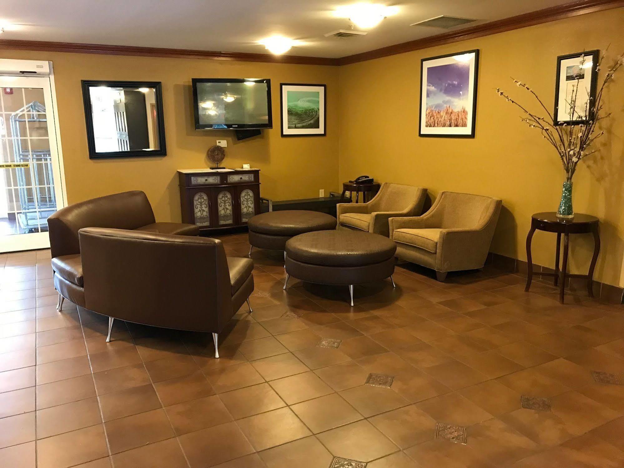 Candlewood Suites Richmond North-Glen Allen By Ihg Екстериор снимка